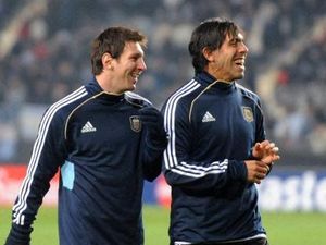 Tevez Belum Hubungi Messi Usai Piala Dunia 2022, Kenapa?
