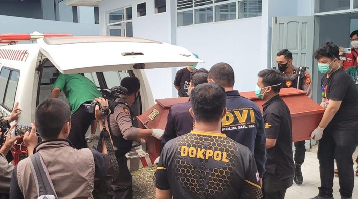 Dua mayat perempuan yang ditemukan di wilayah Mallawa, Maros dan di Kabupaten Bone, Sulawesi Selatan (Sulsel) berhasil diidentifikasi.
