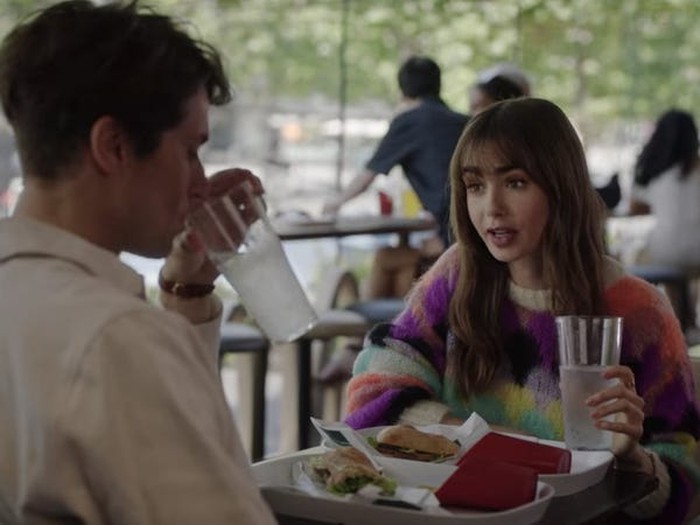 McDonald's Tempat Syuting 'Emily in Paris' McDonald's Tempat Syuting 'Emily in Paris' di Prancis