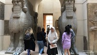 Beragam patung besar dari masa peradaban kuno tersimpan di museum ini.