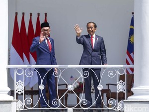 Jokowi Ajak Bahas Perbatasan: Mumpung Presidennya Jokowi, PM-nya Anwar Ibrahim