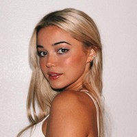 Mengetahui popularitas, Olivia bahkan meminta agar para penggemar bersikap hormat pada lawannya di kompetisi setelah sebelumnya sempat menimbulkan kegaduhan. Lawannya ketika itu, Jillian Hoffman, bahkan mendapat serangan verbal dari fans Olivia.Foto: Instagram @livvydunne