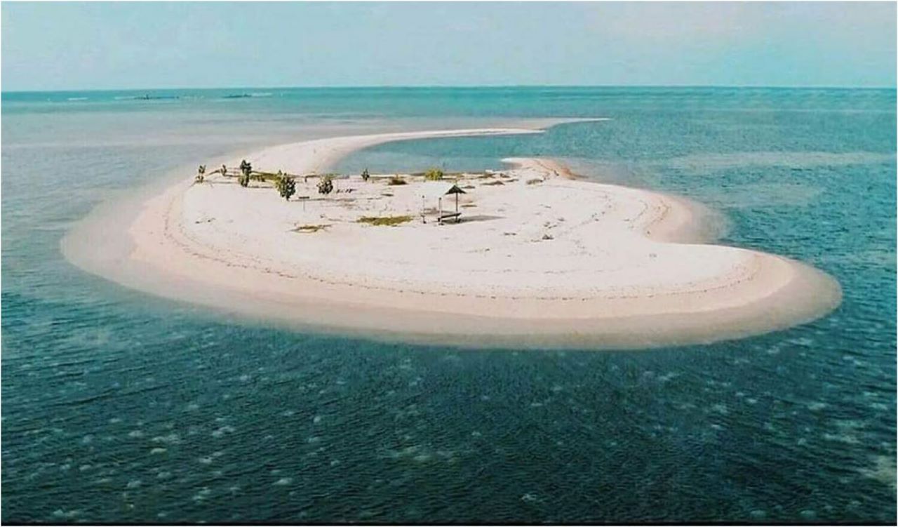 Pantai Gili Putih Sumberkima, Buleleng, Bali.