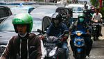 Potret Macet di Jalan Gajah Mada Jakbar Siang Ini