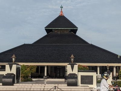 Masjid-masjid Tua yang Tetap Eksis Sejak Berabad-abad lalu