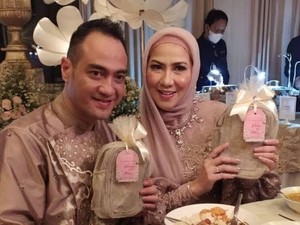 Kecemburuan-Marah Picu KDRT Ferry Irawan ke Venna Melinda