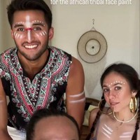 Dalam salah satu kesempatan Wulan Guritno dan Sabda Ahessa terlihat kompak mengenakan busana bertema Bohemian Style. Untuk menyempurnakan penampilannya, keduanya dibantu MUA Ariya Gunawan untuk menghiasi wajahnya dengan face paint. Foto: Instagram/@wulanguritno