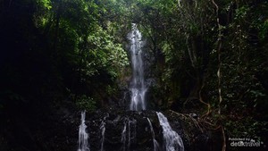 Asrinya Air Terjun Sungai Kandi di Kuantan Singingi