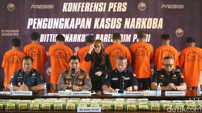 Bareskrim Polri Gagalkan Penyelundupan 50 Kg Sabu dari Malaysia Dittipidnarkoba Bareskrim Polri mengungkap kasus peredaran narkotika jenis sabu seberat 50 kilogram dari Malaysia. Dalam kasus ini, total 10 orang yang ditangkap.