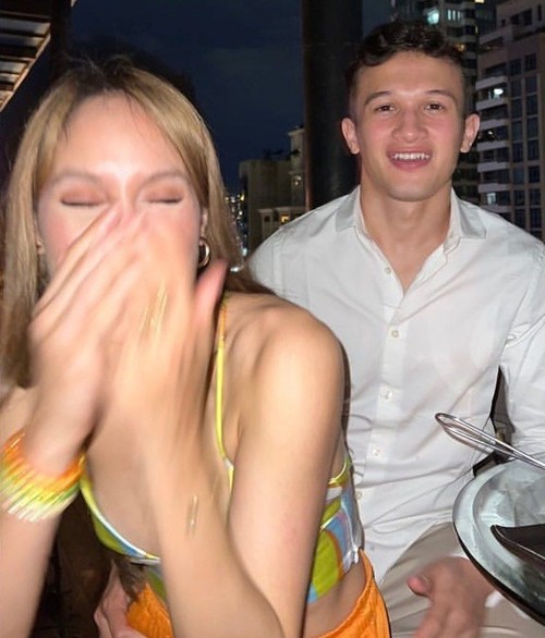 Cinta Laura dan Arya Vasco