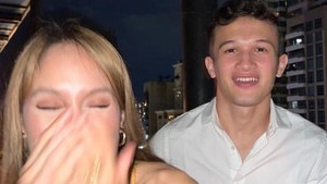 Pasangan satu ini ternyata suka banget masak bareng, menu favoritnya pasta pesto. Foto: Instagram Cinta Laura Update