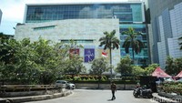 Sebelumnya lokasi ini terkenal dengan kuliner PKL yang menjamur sepanjang jalan.