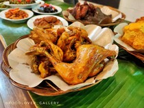 8 Rumah Makan Sunda di Bandung dengan Hidangan yang Menggugah Selera