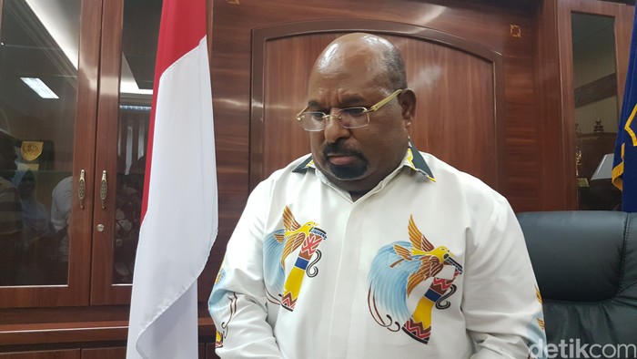 Gubernur Papua Lukas Enembe
