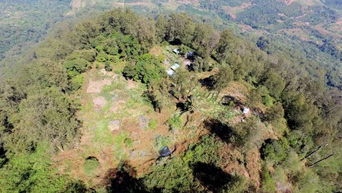 Gunung Sanghyang, Kabupaten Tabanan, Bali.