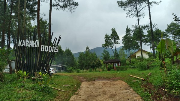 Karaha Bodas, simpan destinasi ini sebagai alternatif wisata di Kabupaten Tasikmalaya, Jawa Barat. Foto: Agus Gunawan