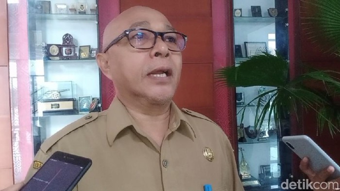Kepala BPBD Maluku, Ismail Usemahu