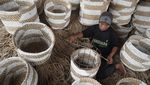 Keranjang Anyaman Ini Tembus Sampe Ke Luar Negeri Lho