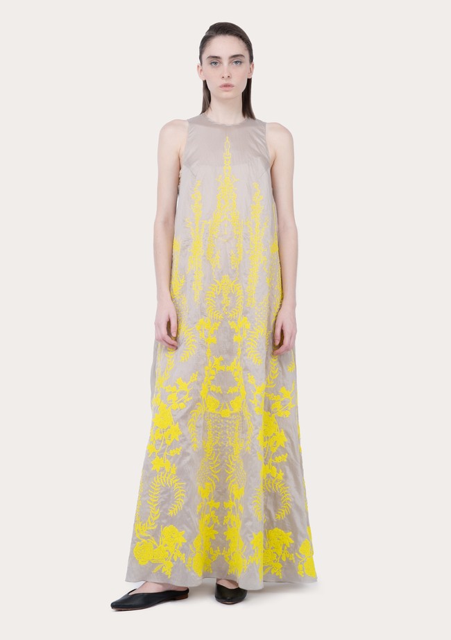 Inspirasi busana untuk Tahun Baru Imlek 2023 dari koleksi Sapto Djojokartiko Lunar New Year. Foto: Dok. Sapto Djojokartiko.