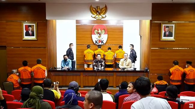 KPK Kembali Tetapkan 28 Tersangka Suap Ketok Palu RAPBD Jambi, 10 Ditahan