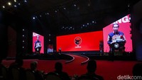 Dalam acara tersebut, Presiden Joko Widodo yang juga kader PDIP memberikan pidato politiknya di hadapan kader PDIP lainnya.  