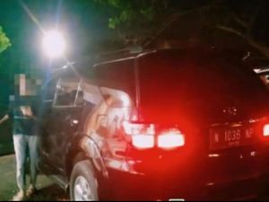 Mobil Pelat Merah Digerebek, Isinya ABG Probolinggo Pacaran Pakai Mobil Ortu