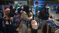 Pelancong internasional pertama tiba di China tanpa karantina wajib. Tiga tahun lalu, China memberlakukan karantina wajib imbas pandemi COVID-19, dan kini telah dicabut.