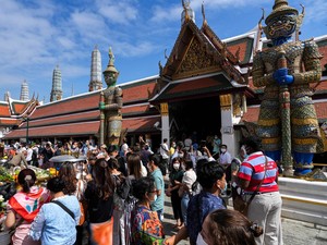Thailand Dibanjiri Wisatawan Malaysia Saat Libur Idul Adha