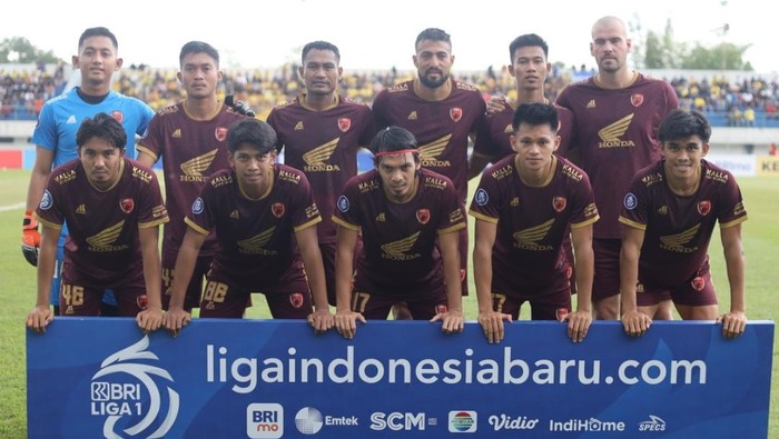 PSM Makassar bermain imbang 1-1 di markas Barito Putera pada laga tunda pekan ke-6 Liga 1 2022/2023.