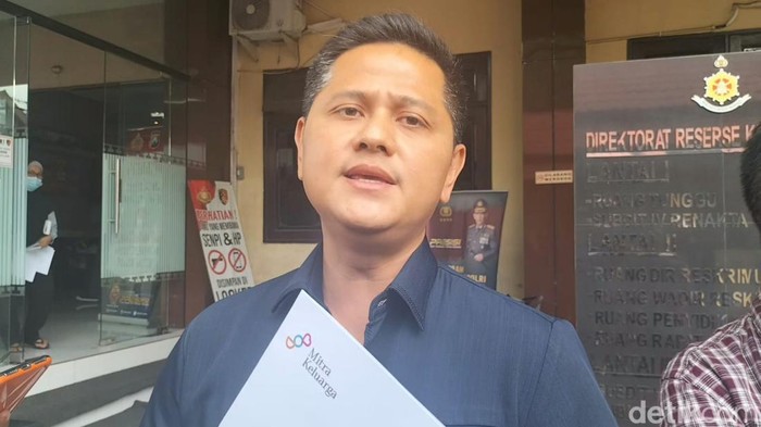 Reza Mahastra