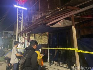 Garis Polisi Dipasang di Rumah Remaja Pembunuh Bocah untuk Dijual Organnya