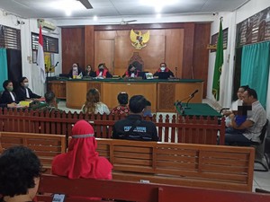 Pacar dan Ibu yang Rantai Anak Terancam 3,5 Tahun Penjara
