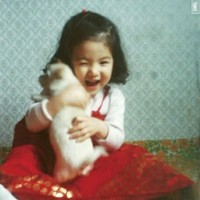 Sejumlah netizen Korea menyorot masa lalu Song Hye Kyo setelah memuji aktingnya dalam drama Korea Netflix, The Glory. Foto: dok. theqoo