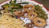 Pada November 2022, North pamer momen membantu masak makan malam di rumahnya. Tampak ia membuat pasta dengan fried calamari dan sayuran.