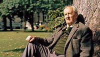 Pada 3 Januari 1892, JRR Tolkien yang dikenal sebagai penulis seri The Hobbit dan The Lord of the Rings berulang tahun yang ke-131 tahun.  Foto: Istimewa