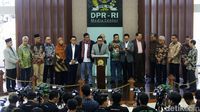 Tak Ada PDIP Saat 8 Fraksi DPR Tolak Pemilu Coblos Partai