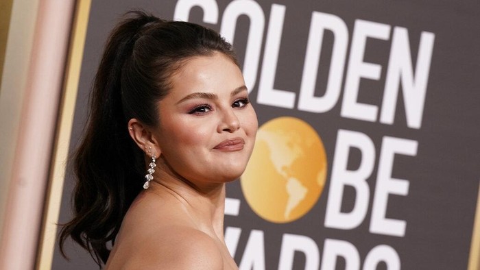 Selena Gomez arrives at the 80th annual Golden Globe Awards at the Beverly Hilton Hotel on Tuesday, Jan. 10, 2023, in Beverly Hills, Calif. (Photo by Jordan Strauss/Invision/AP)