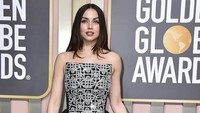 Ana de Armas saat menghadiri Golden Globe 2023 di California, AS. Invision/Jordan Strauss