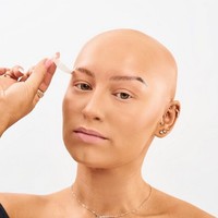 “Aku selalu kreatif dan orang selalu memberikan pujian pada makeupku, dan beberapa tahun kemudian aku mulai membuat halaman media sosial untuk makeup dan aku memposting tutorial,” ungkap Dani, seperti dikutip dari Yahoo Inggris. Foto: dok. Instagram