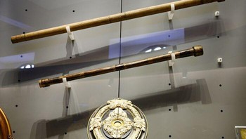 Teleskop Galileo (tahun 1609): Galileo Galilei mengubah pemahaman tentang tata surya dan banyak berkontribusi pada lahirnya astronomi modern. Dia melakukan itu terutama dengan menggunakan teleskopnya. Teleskop Galileo ini adalah beberapa artefak paling terkenal yang pernah ada. Foto: Bored Panda