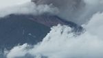 Penampakan Gunung Kerinci yang Terus Semburkan Abu Vulkanik