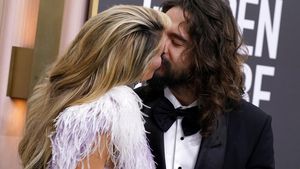 Pasangan Selebriti yang Pamer Kemesraan di Golden Globe 2023