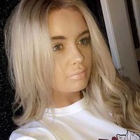 Jane mengaku langsung membelanjakan uang tersebut untuk membeli mobil, rumah, baju-baju desainer, dan liburan mewah ketika dapat durian runtuh sembilan tahun lalu. Awalnya senang, lotere itu malah berakhir menjadi kutukan dan penyesalan.Foto: Instagram @janeparkx