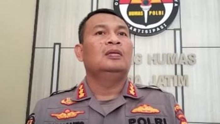 Kabid Humas Polda Jatim Kombes Dirmanto.