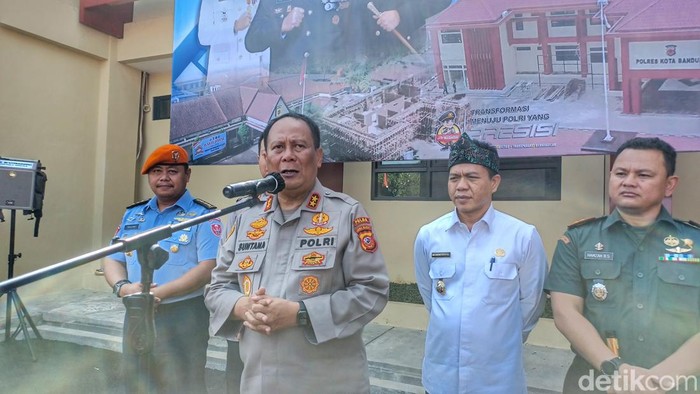 Kapolda Jabar Irjen Suntana