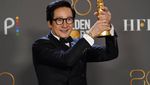 Ekspresi Bahagia dan Unik para Pemenang Golden Globe 2023