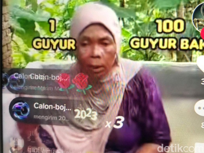 Konten Mandi Lumpur