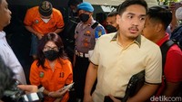 Keterlibatan Irjen Teddy Minahasa ini mengemuka setelah Ditnarkoba Polda Metro Jaya menangkap AKBP Doddy Prawiranegara dan wanita bernama Linda.