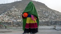 Ditambah dengan kembali berkuasanya Taliban telah mengakhiri impian para gadis untuk bermain olahraga di tingkat nasional dan internasional.  