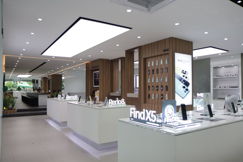 OPPO eXperience Store Pontianak